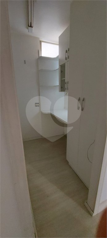 Perdizes pertinho do Metrô Vila Madalena 110m2 Sala 2 dorm 1 vaga Piscina