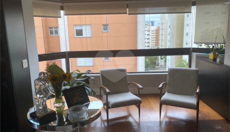 Apartamento à venda com 3 quartos, sendo 2 suítes,  em Brooklin Paulista, São Paulo, SP