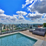Apartamento à venda com 4 quartos, sendo 2 suítes,  em Jardim das Acácias, São Paulo, SP