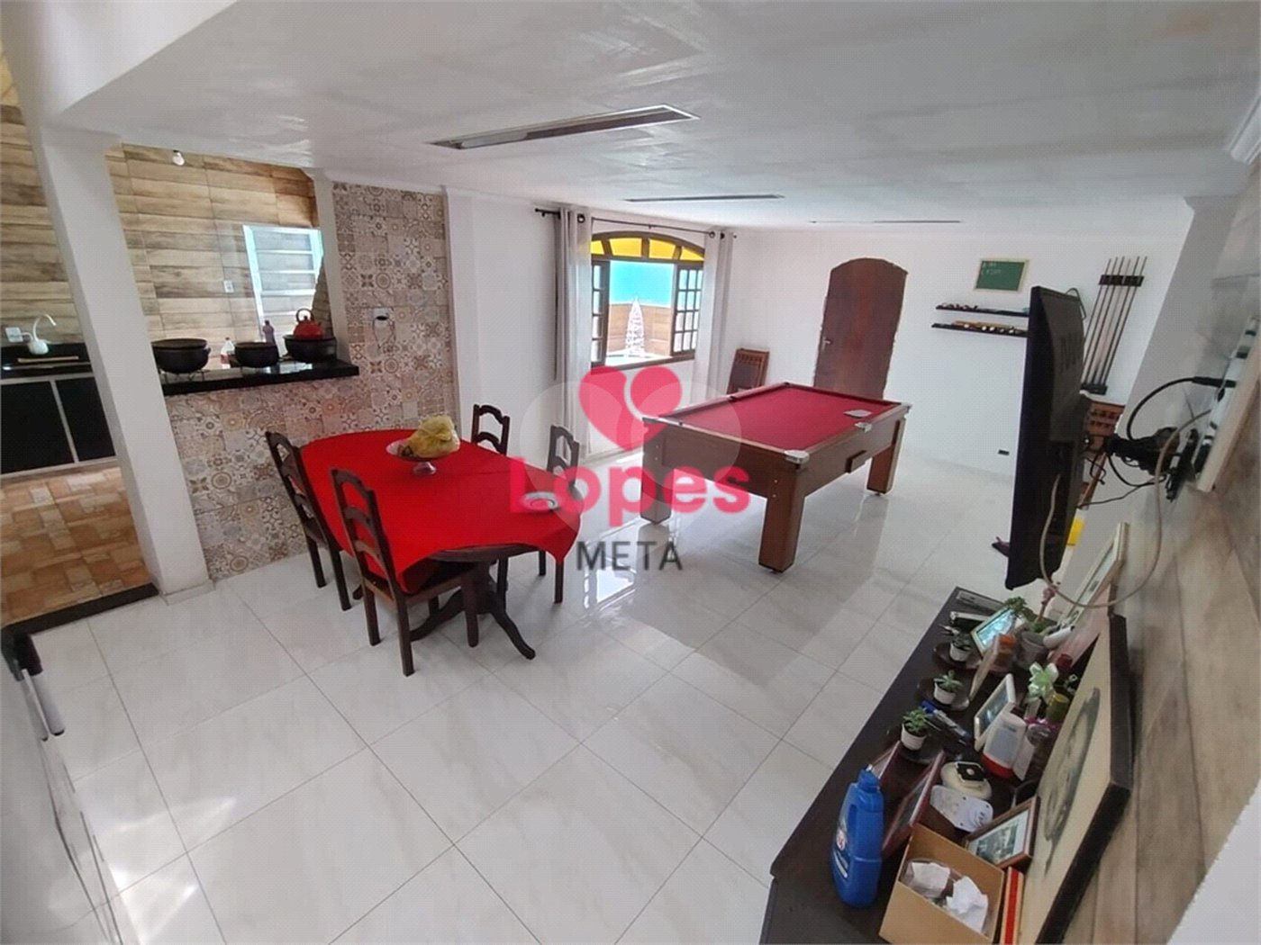 Casa à venda com 3 quartos, sendo 1 suíte, em Jardim Santa Inês Ii, São José dos Campos, SP