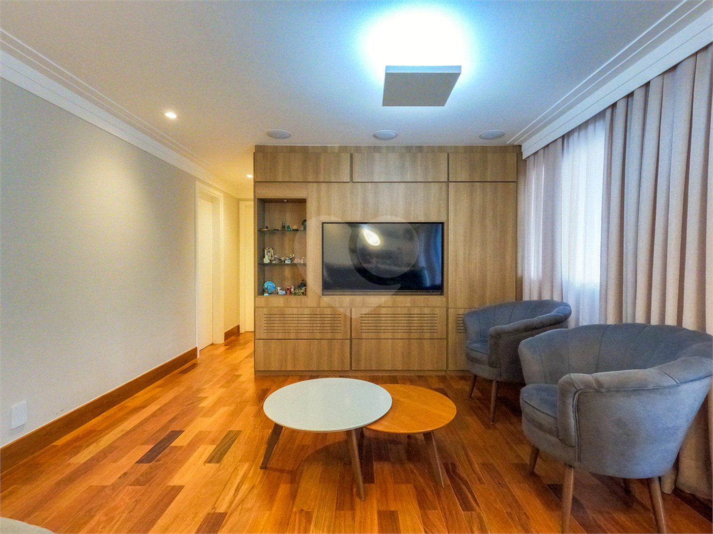 Apartamento à venda com 3 suítes em Vila Dom Pedro I, São Paulo, SP