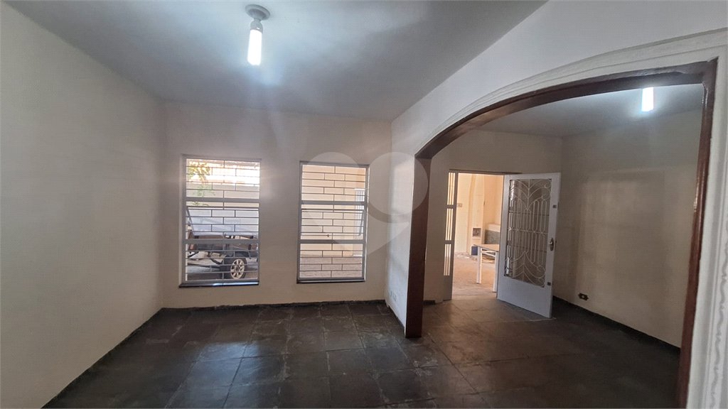 Casa à venda com 5 quartos, sendo 2 suítes,  em Vila Barão, Sorocaba, SP