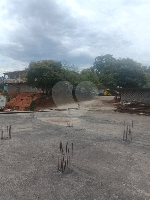 Terreno à venda com 1 suíte em Sítio Areião, São Paulo, SP