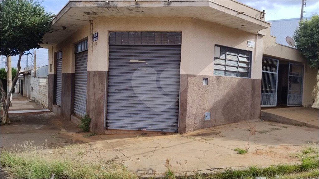Casa à venda com 3 quartos, sendo 1 suíte, em Vila Mariana, Ribeirão Preto, SP