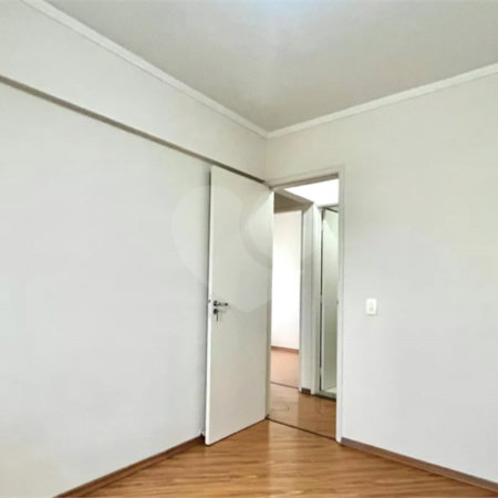 Apartamento à venda com 3 quartos, sendo 1 suíte,  em Vila Campestre, São Paulo, SP