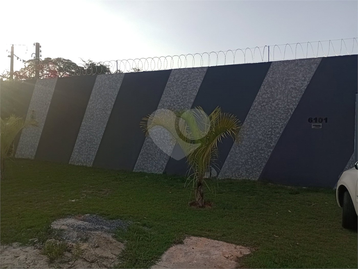 Chácara à venda com 5 quartos, sendo 1 suíte, em Jardim Marabá, Itapetininga, SP