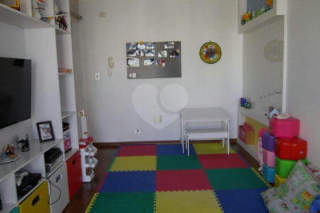 Apartamento à venda com 4 quartos, sendo 2 suítes, em Água Fria, São Paulo, SP