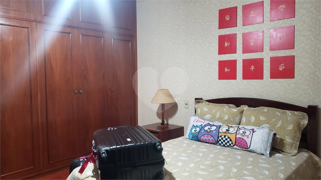 Sobrado à venda com 4 quartos, sendo 2 suítes, em Jardim Marajoara, São Paulo, SP