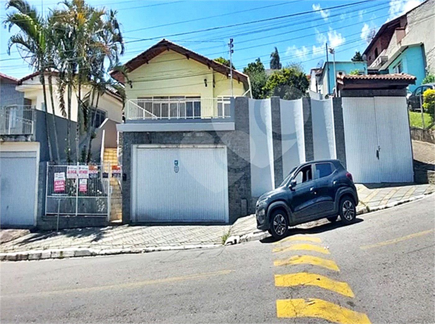 Casa Térrea à venda ou para alugar com 4 quartos, sendo 2 suítes, no Centro, Mairiporã, SP
