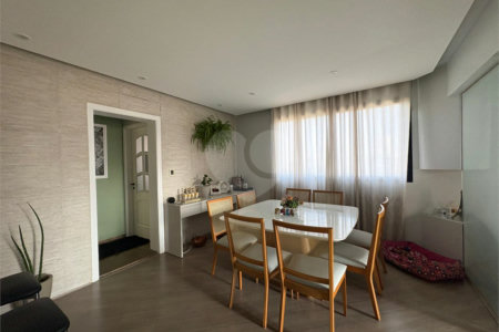 Apartamento à venda com 3 quartos, sendo 1 suíte, em Santa Teresinha, São Paulo, SP