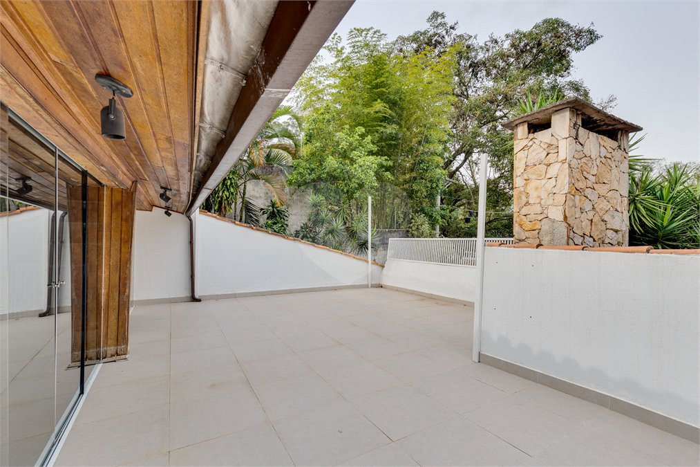 Casa à venda com 4 suítes em Jardim Marajoara, São Paulo, SP