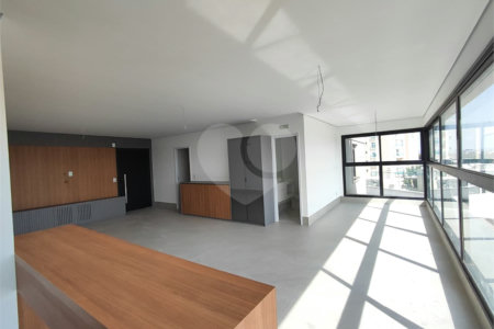 Apartamento à venda com 3 suítes em Vila Castelo Branco, Indaiatuba, SP