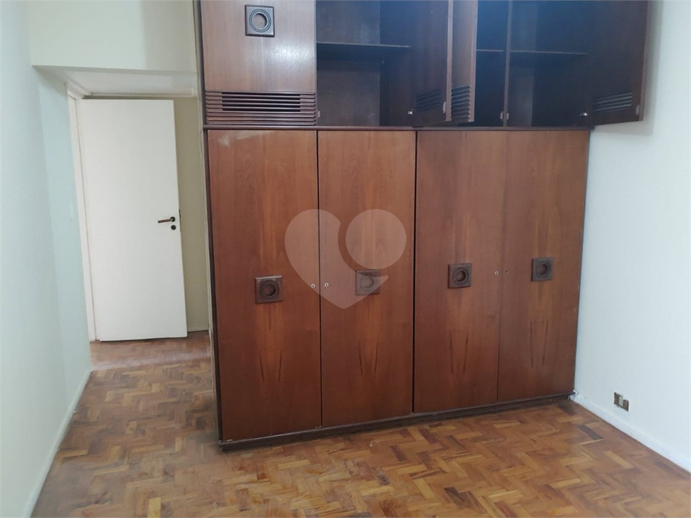 Apartamento à venda com 3 quartos, sendo 1 suíte, em Vila Mariana, São Paulo, SP