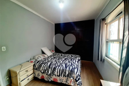 Casa Térrea à venda com 3 quartos, sendo 1 suíte, no Centro, Vinhedo, SP