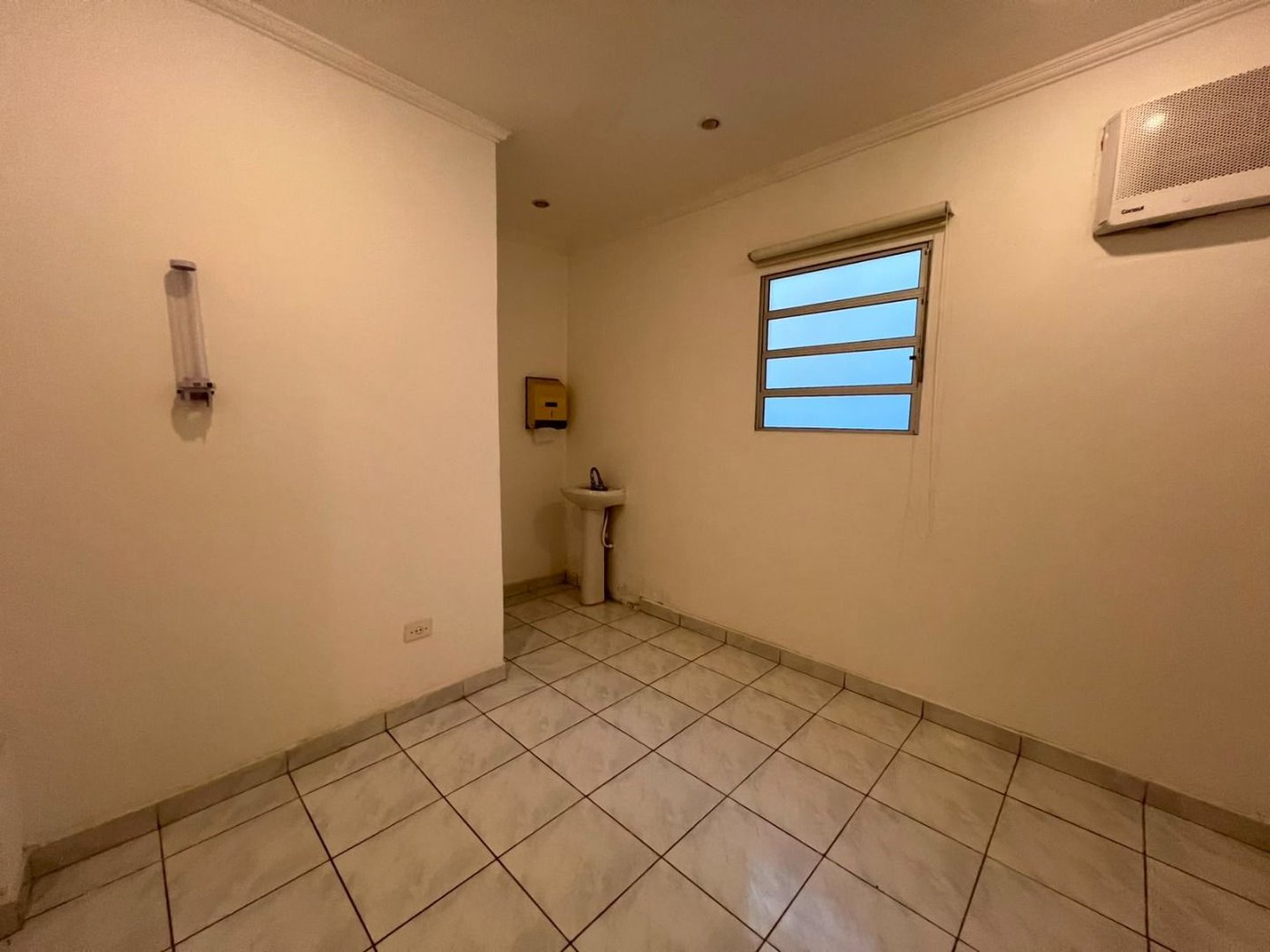 Casa para alugar, 305 m² por R$ 31.379,07 - Boqueirão - Santos/SP