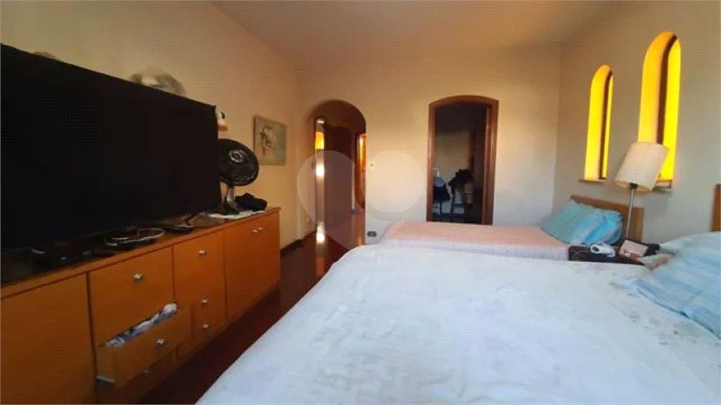 Casa à venda com 4 quartos, sendo 2 suítes, em MORUMBI, São Paulo, SP