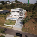 Casa à venda com 4 suítes no condomínio Reserva Ibirapitanga Ii, Santa Isabel - SP