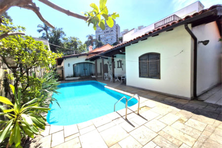 Casa Térrea à venda com 5 quartos, sendo 3 suítes, em Granja Julieta, São Paulo, SP