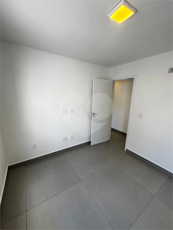 Casa à venda com 3 quartos, sendo 1 suíte, no condomínio Parque Guará, Rio de Janeiro - RJ