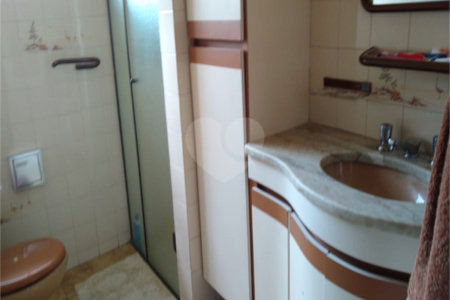 Sobrado à venda com 3 quartos, sendo 1 suíte, em Alto da Boa Vista, São Paulo, SP