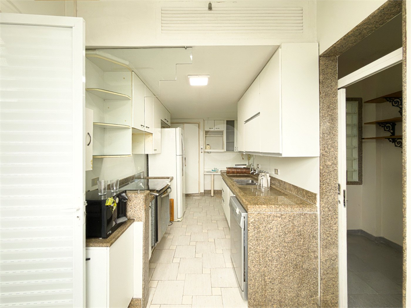 Apartamento à venda com 4 quartos, sendo 2 suítes, em Leblon, Rio de Janeiro, RJ