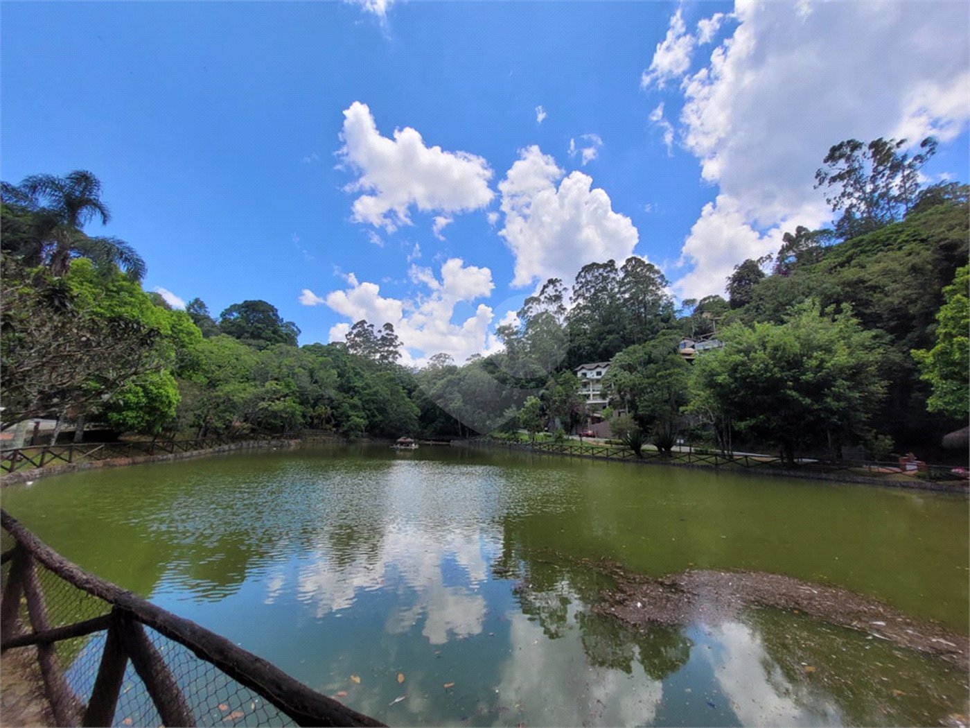 Terreno à venda no condomínio Parque Imperial da Cantareira, Mairiporã - SP