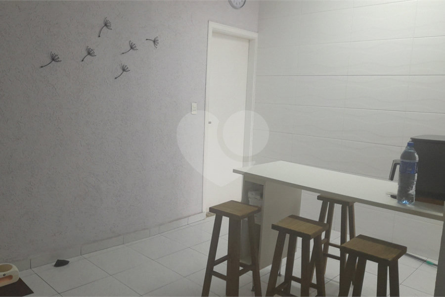Sobrado à venda com 3 quartos, sendo 1 suíte, em Tremembé, São Paulo, SP