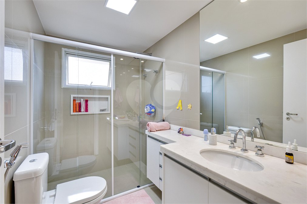 Apartamento à venda ou para alugar com 4 suítes em Alto da Boa Vista, São Paulo, SP