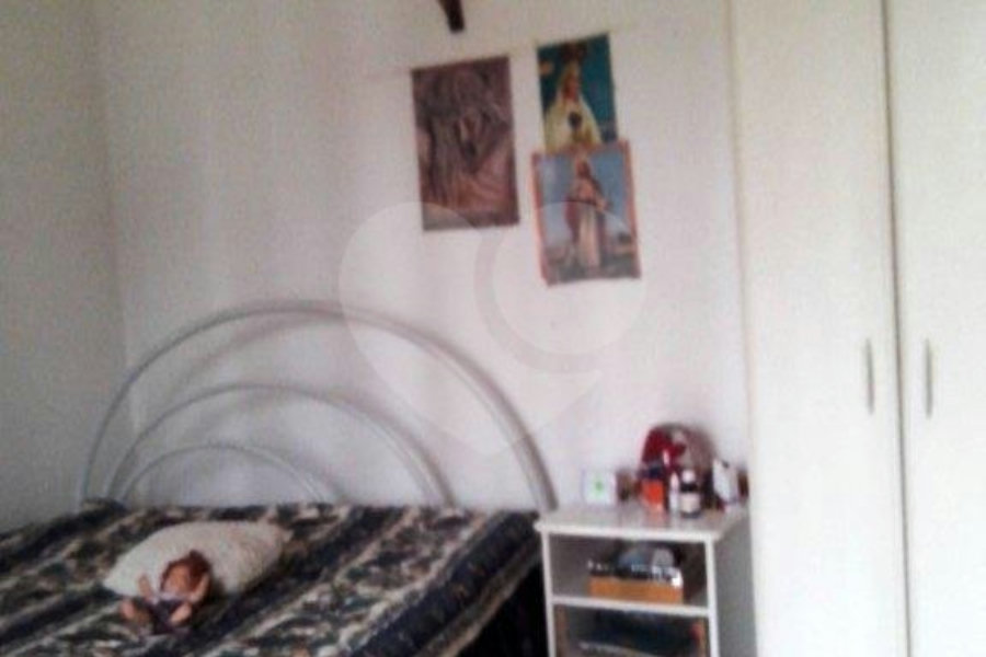 Sobrado à venda com 2 quartos em Horto, São Paulo, SP