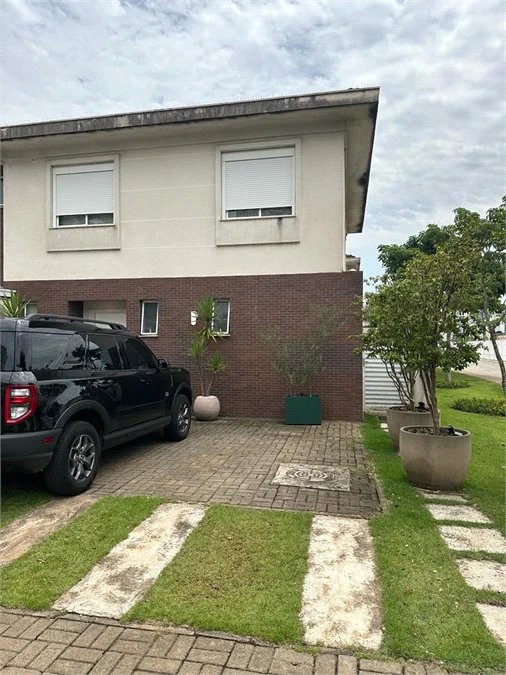 Casa à venda com 3 quartos, sendo 2 suítes,  no condomínio Paulistano 2ª Fase, São Paulo - SP