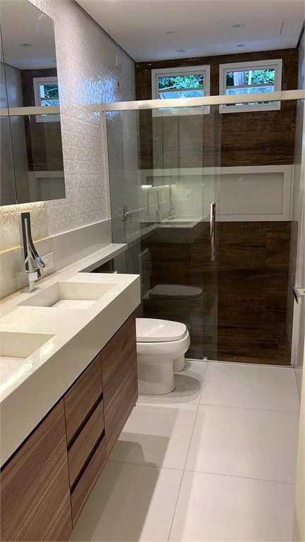 Sobrado à venda com 3 quartos, sendo 1 suíte, em Jardim Vazani, São Paulo, SP
