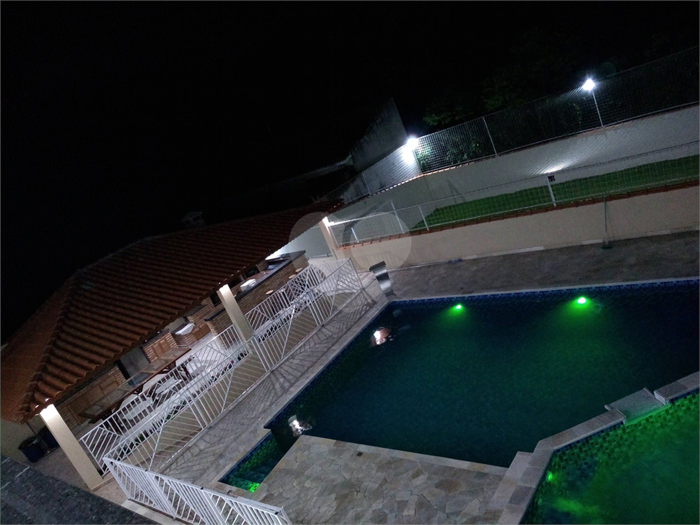 Chácara à venda com 4 suítes em Pirucaia, Mairiporã, SP