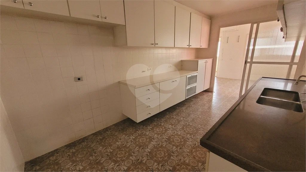 Apartamento sofisticado em localização privilegiada no Itaim Bibi – próximo ao Parque do Povo e Shopping JK Iguiatemi