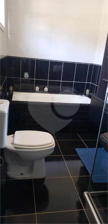 Casa à venda com 4 suítes em Pirucaia, Mairiporã, SP