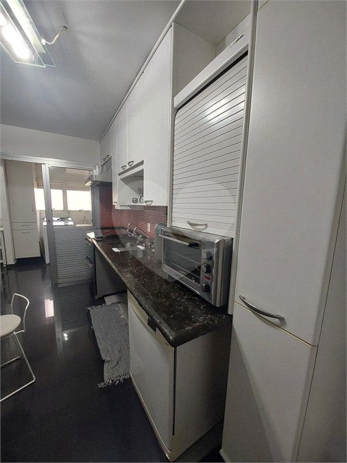 Apartamento à venda com 3 quartos, sendo 2 suítes,  em Cidade São Francisco, São Paulo, SP