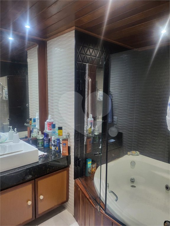Apartamento à venda com 2 quartos, sendo 1 suíte, em Barra da Tijuca, Rio de Janeiro, RJ