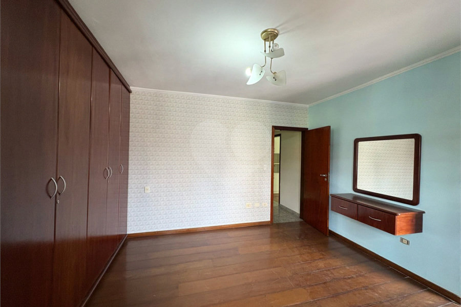 Sobrado à venda ou para alugar com 3 quartos, sendo 1 suíte, em Santana, São Paulo, SP