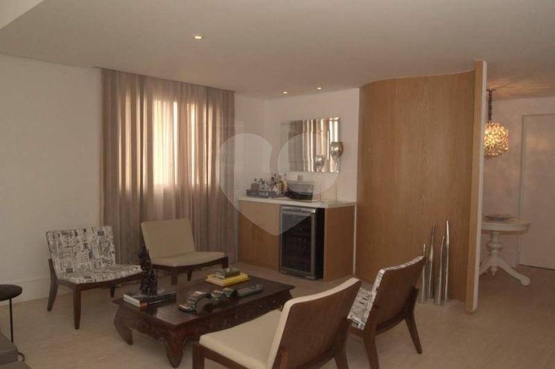 Apartamento à venda com 3 quartos, sendo 1 suíte, em Jardim Paulista, São Paulo, SP
