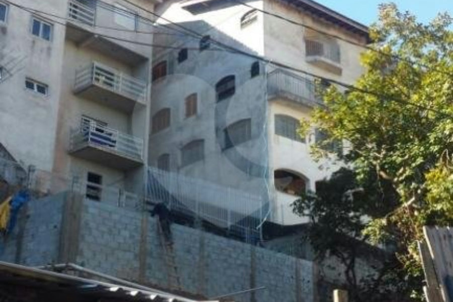 Sobrado à venda com 5 quartos, sendo 3 suítes, em Tremembé, São Paulo, SP