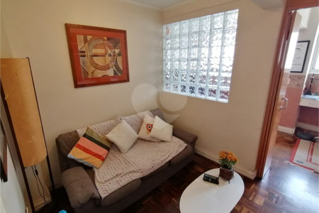 Apartamento à venda com 3 quartos, sendo 1 suíte, em Jardim Paulista, São Paulo, SP