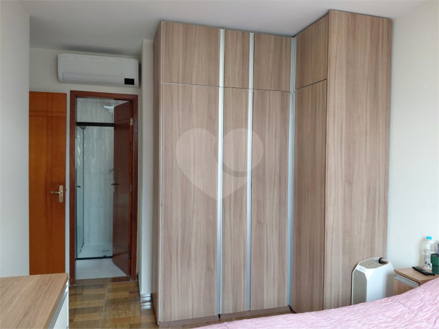 Casa à venda com 2 suítes no condomínio Residencial Guilhen, São Paulo - SP