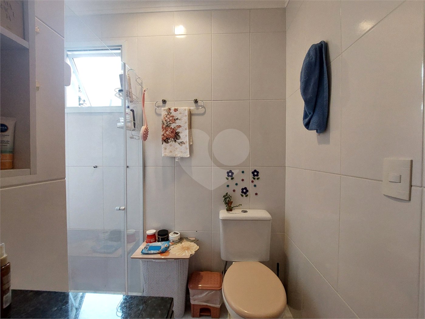 Casa à venda com 3 quartos, sendo 2 suítes,  em Jardim Lallo, São Paulo, SP