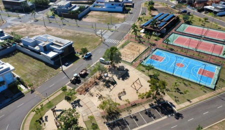 Terreno à venda no condomínio Residencial Villa Dumont, Três Lagoas - MS