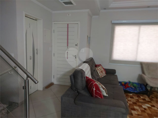 Casa à venda com 3 quartos, sendo 1 suíte,  no condomínio Algarve Residencial, São Paulo - SP