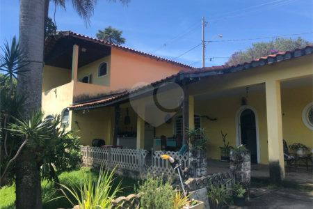 Chácara à venda com 4 quartos, sendo 2 suítes, em Vivenda, Jundiaí, SP