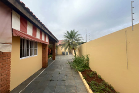Casa à venda com 5 quartos, sendo 1 suíte, no Centro, Itapetininga, SP