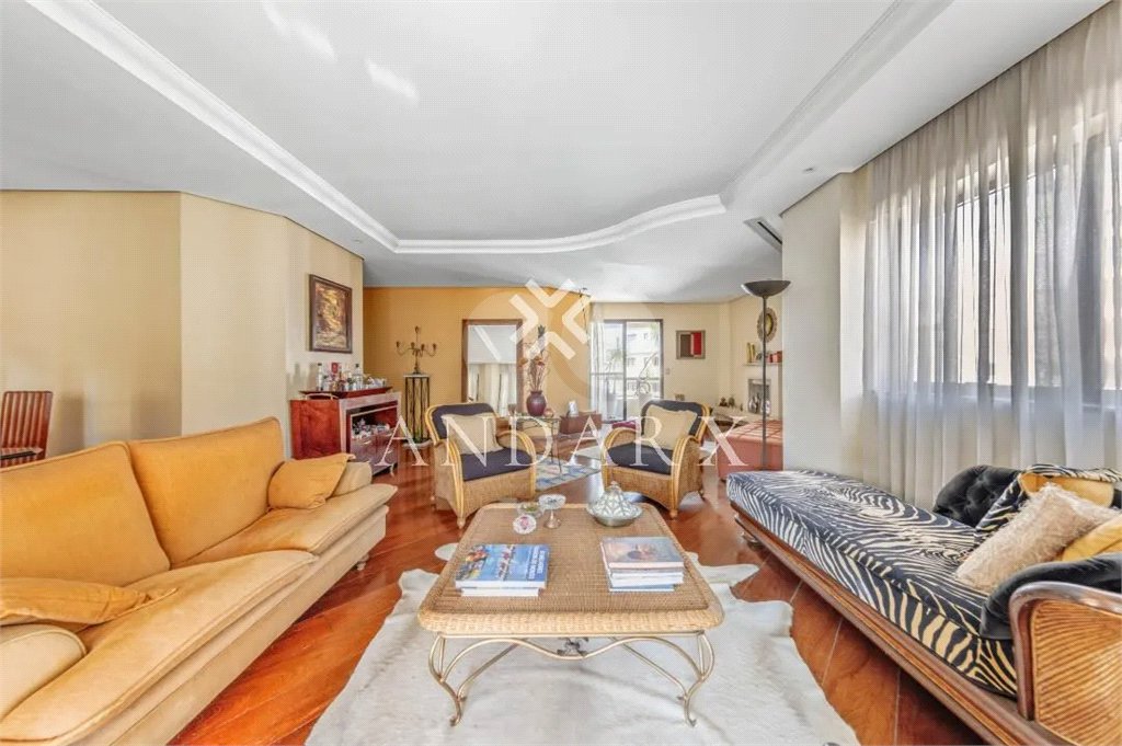 Apartamento à venda com 4 quartos, sendo 2 suítes, em Perdizes, São Paulo, SP