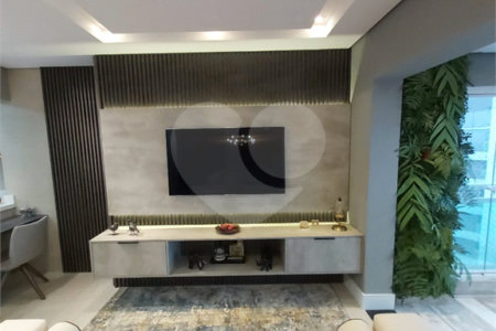 Apartamento à venda com 3 quartos, sendo 1 suíte, em Vila Mogilar, Mogi das Cruzes, SP