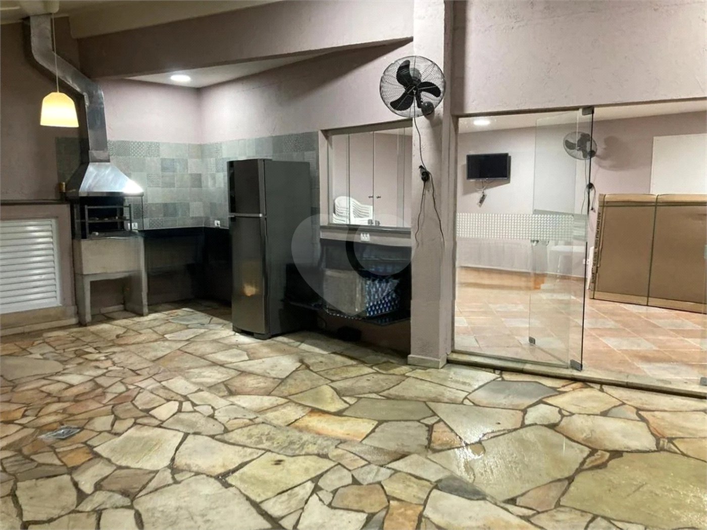 Casa à venda com 3 quartos, sendo 1 suíte, no condomínio Villa Sorrentina, São Paulo - SP