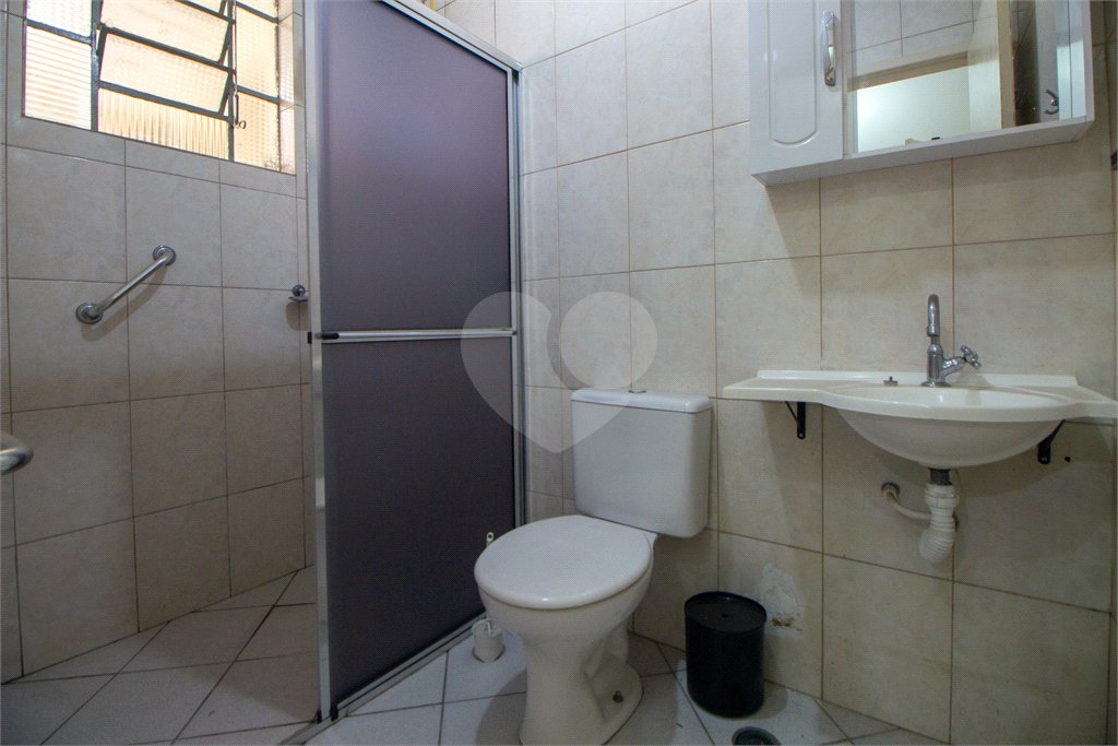Casa à venda com 3 quartos, sendo 1 suíte, em Chácara Inglesa, São Paulo, SP